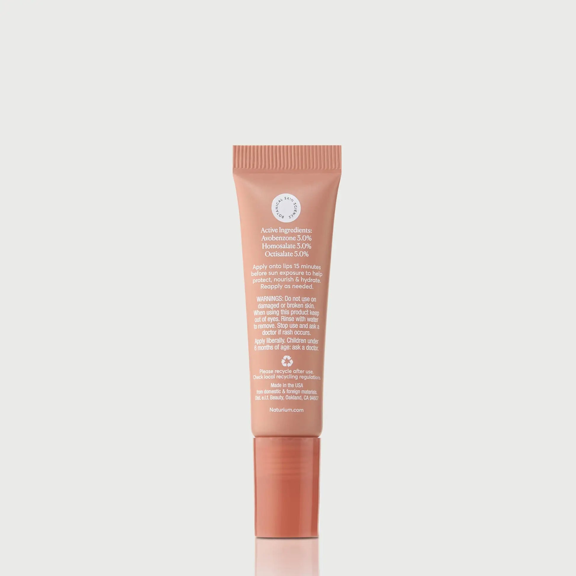 phyto-glow-lip-balm-spf-45-getaway-r0 NATR-10126_PhytoGlow_SPF_Getaway_primary_capon_back_bonebkgd_1.webp