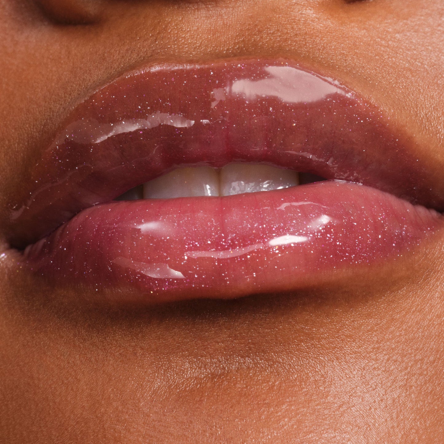 phyto-glow-lip-balm-shimmer-solar-q6 NATR-60145-Phyto-Glow-Lip-Hover-Solar.jpg