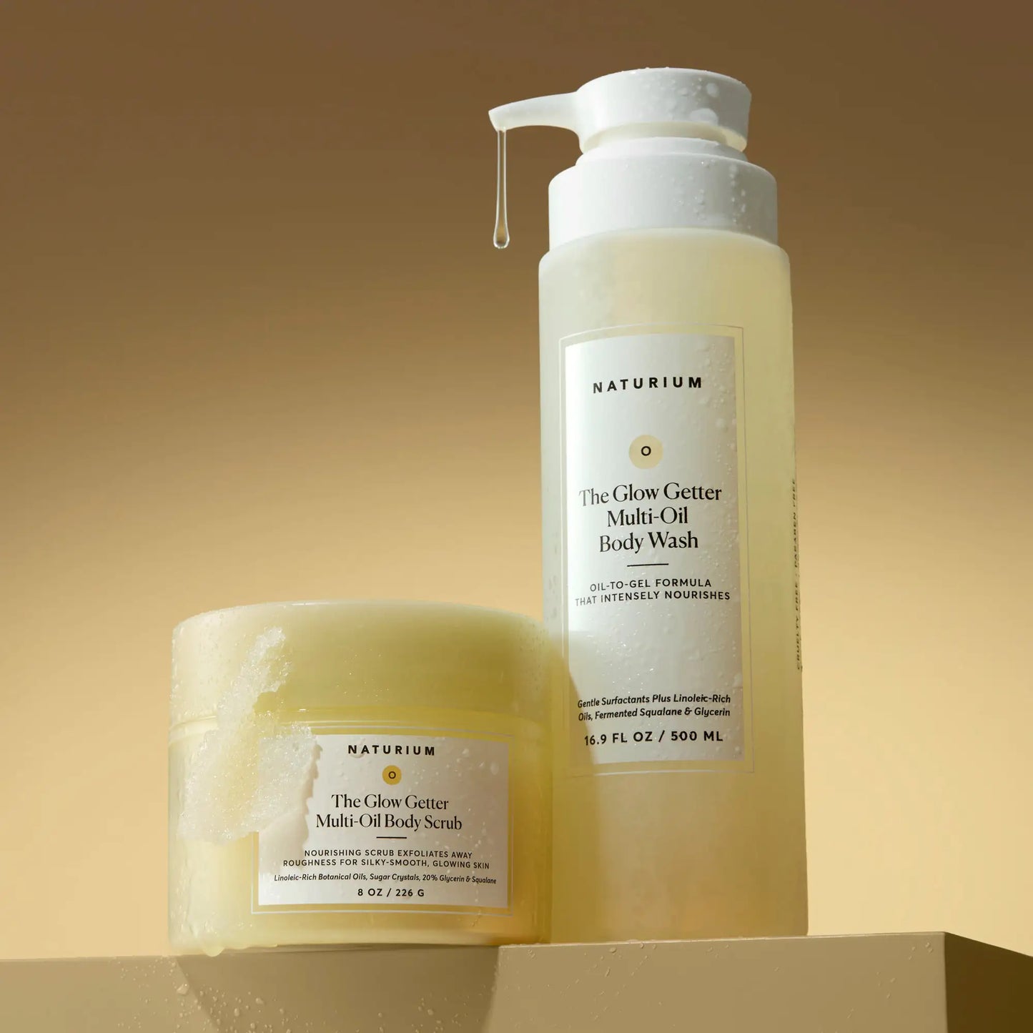 the-glow-getter-shower-bundle-k0 NATR_Glow_Getter_Scrub_Body_Wash.webp